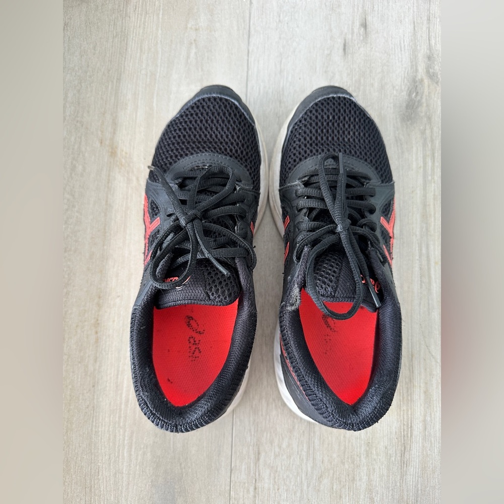 Workout Shoes - Assics